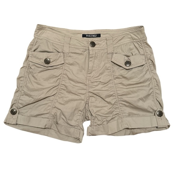 ROZ & ALI KHAKI SAFARI SHORTS - Picture 2 of 6